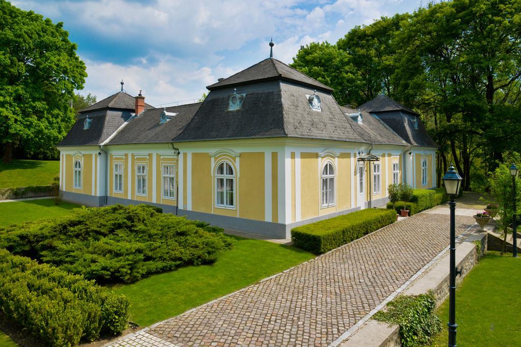Отель Pronay-Kastely Alsopeteny Экстерьер фото